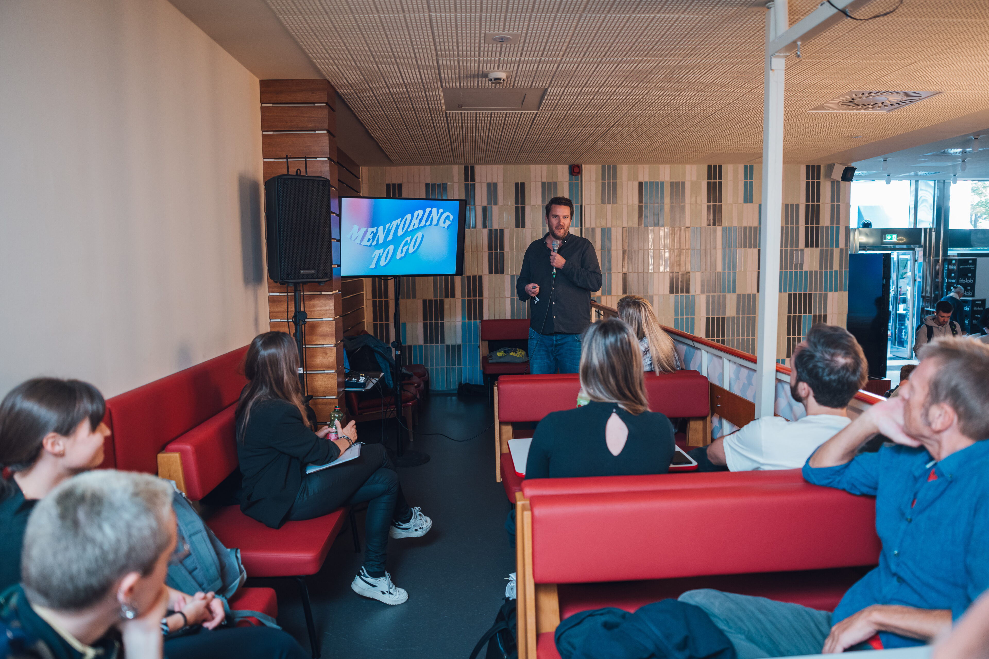 Bild_Mentoring_To_Go_Niklas_Schnaubelt-14h_16m-BZ8_2947 Forward Festival 2024, Mentoring To Go, Team Werbung Wien, Teilnehmer:innen