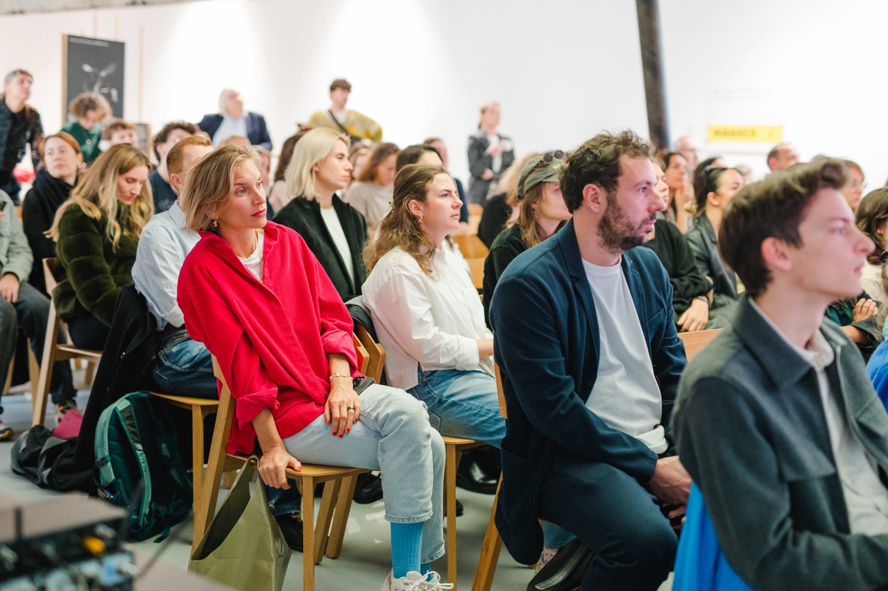 Fair_Work_Frühstück_Mit_Folgen_Gruppenfoto(c)Valerie Eccli Fair Work Initative, Frühstück mit Folgen, designaustria, Publikum